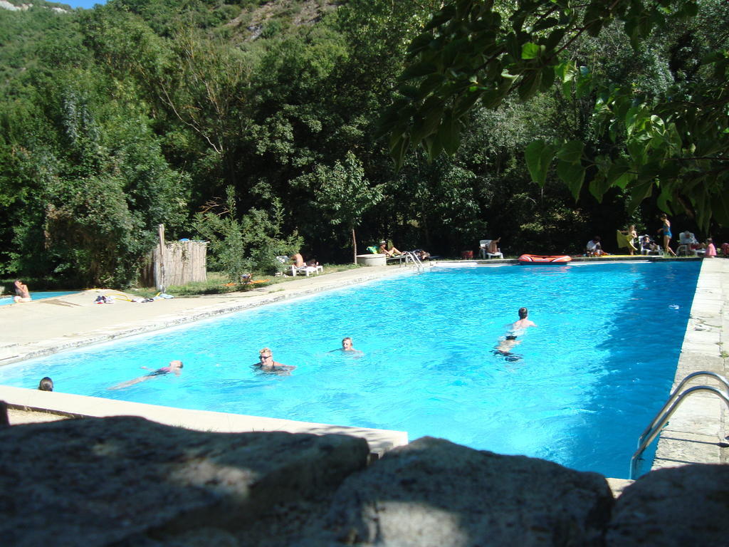 Auberge Des Seguins Buoux Kültér fotó